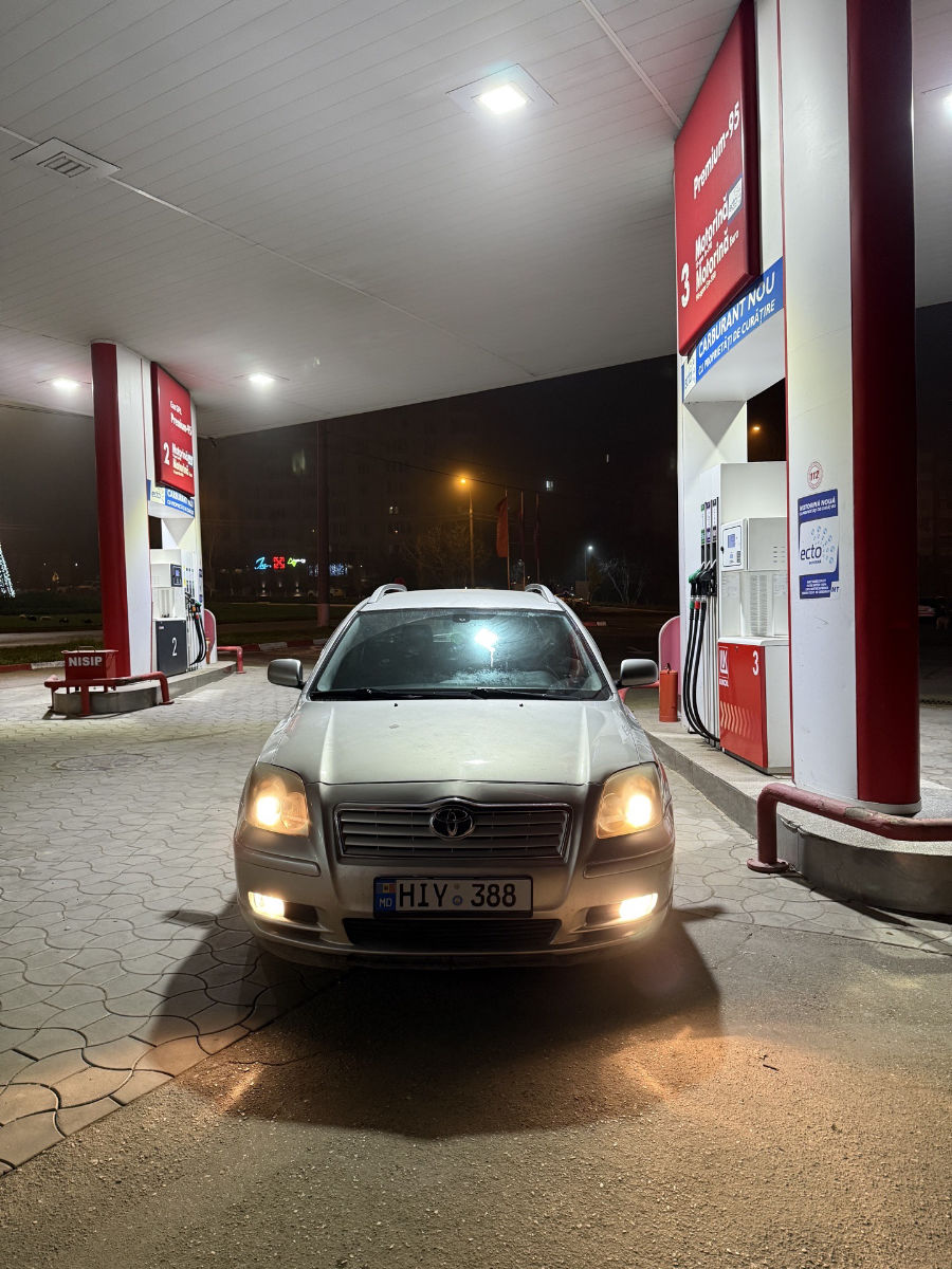 Toyota Avensis 2003