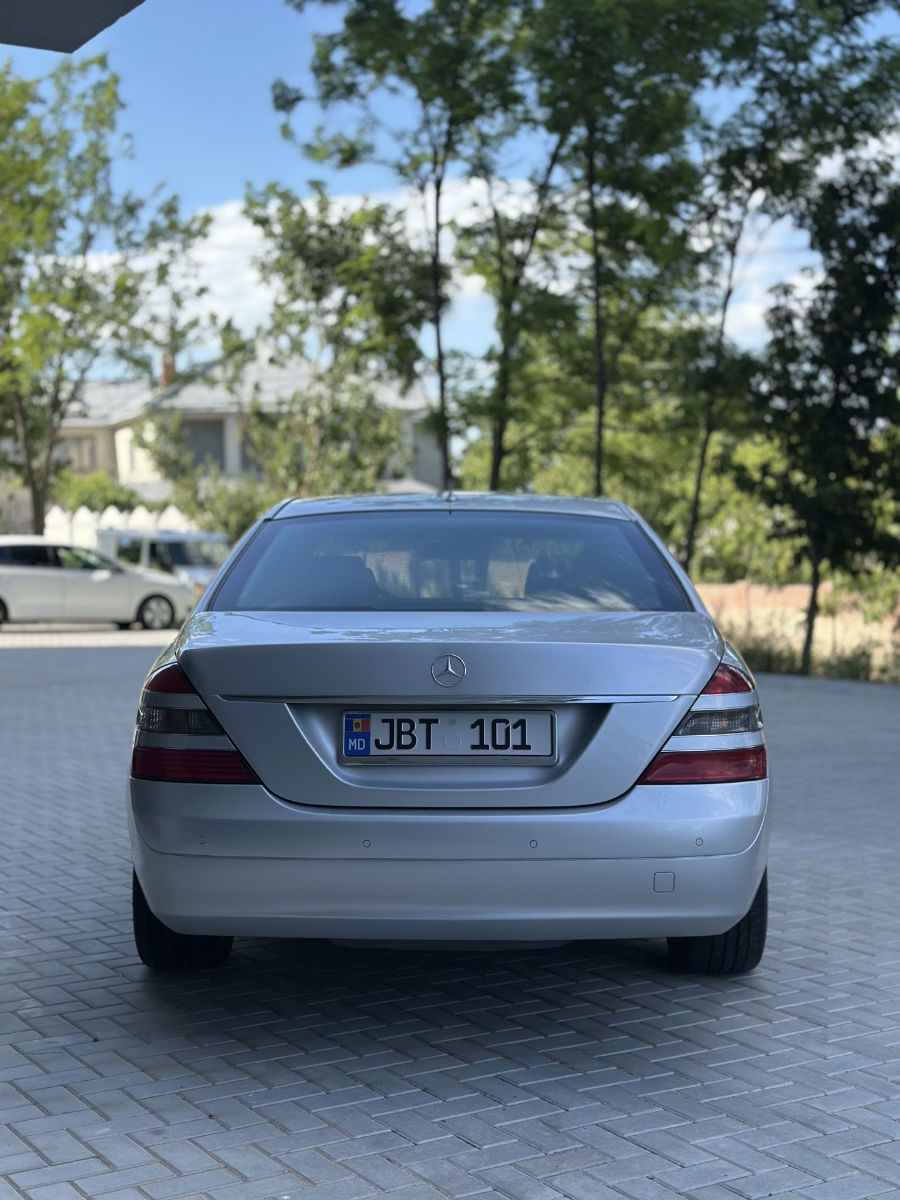 Mercedes S-Class 2008