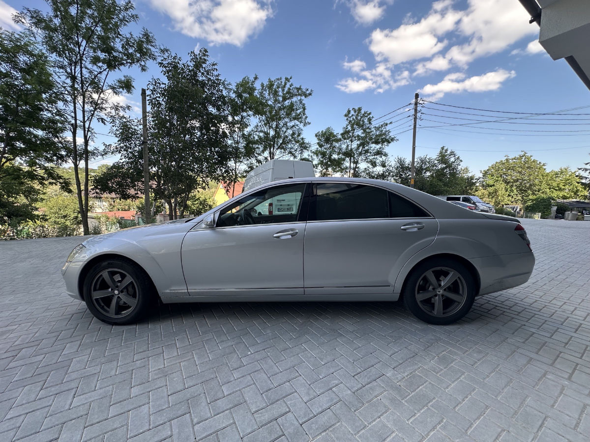Mercedes S-Class 2008