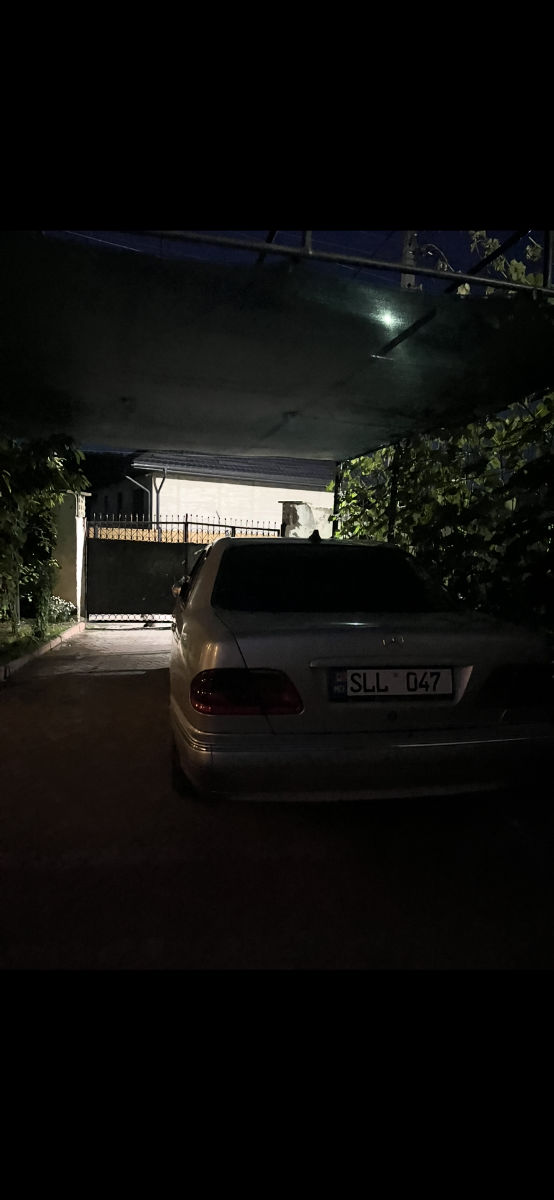 Mercedes E-Class 2002