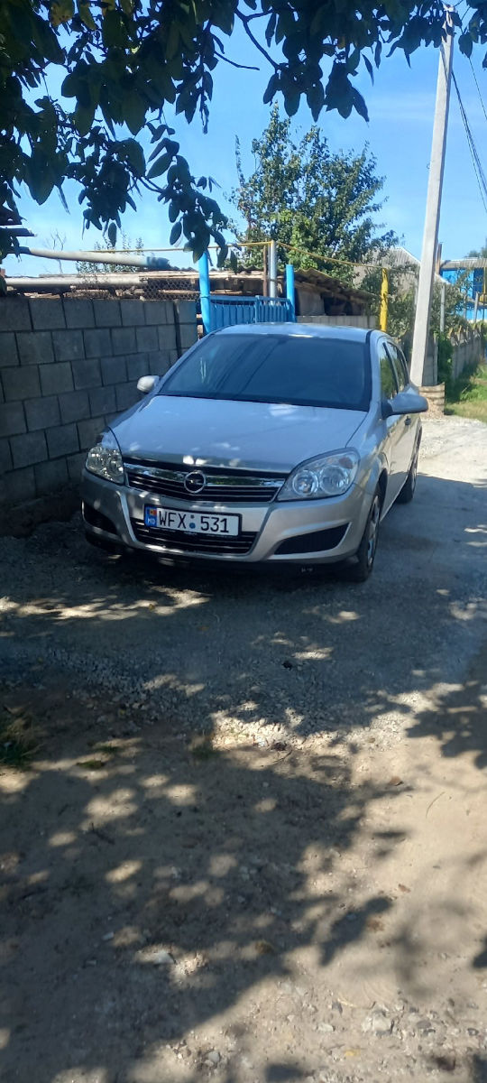Opel Astra 2008