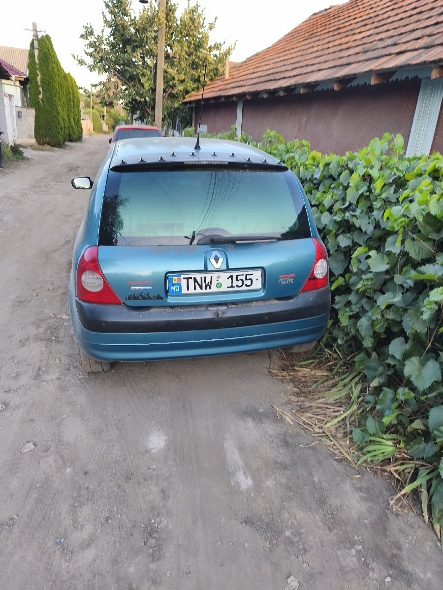 Renault Clio 2003