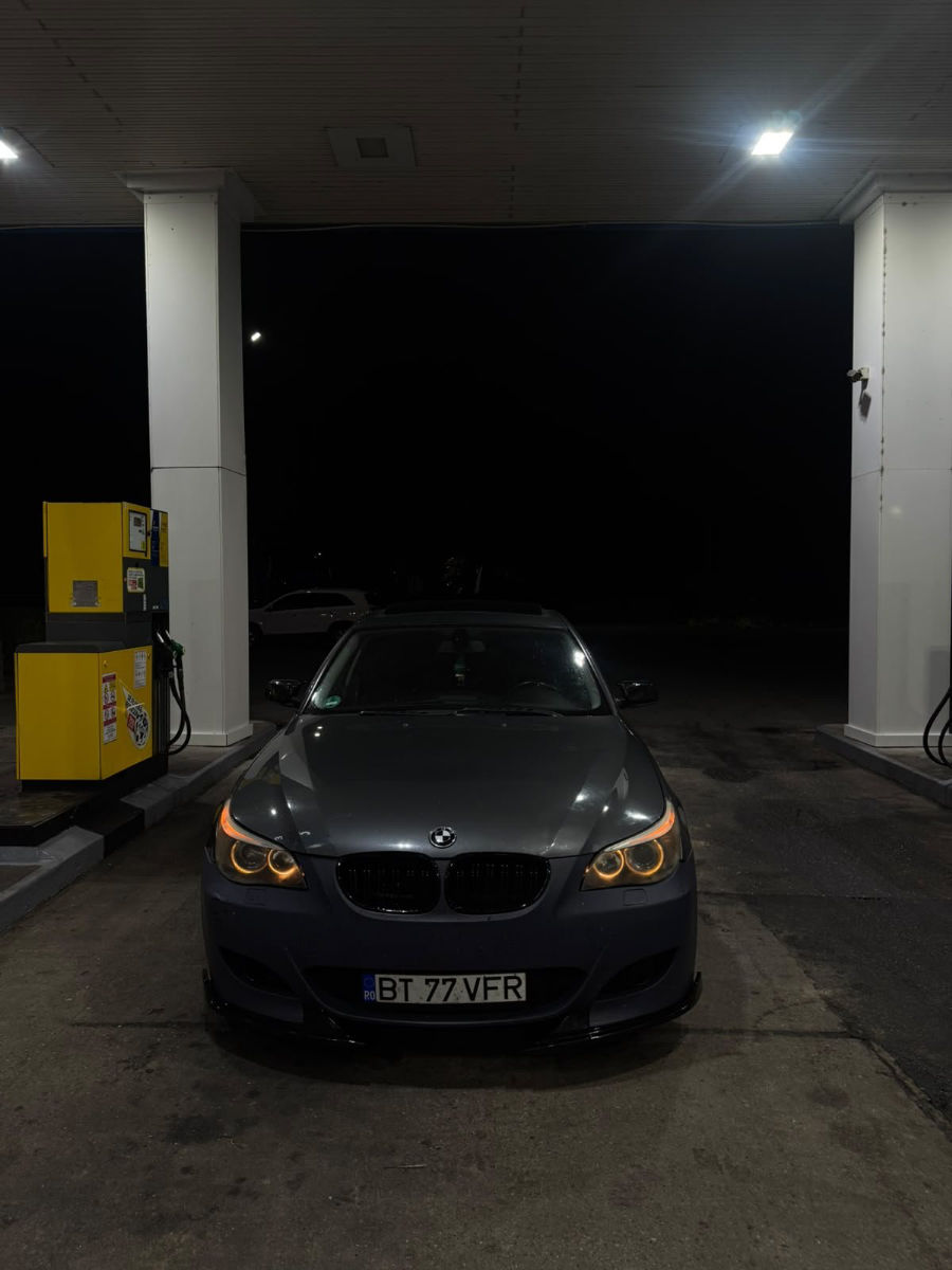 BMW 5 Series 2004