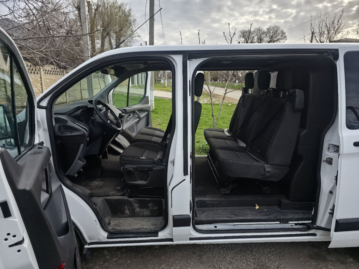 Ford Transit 2014