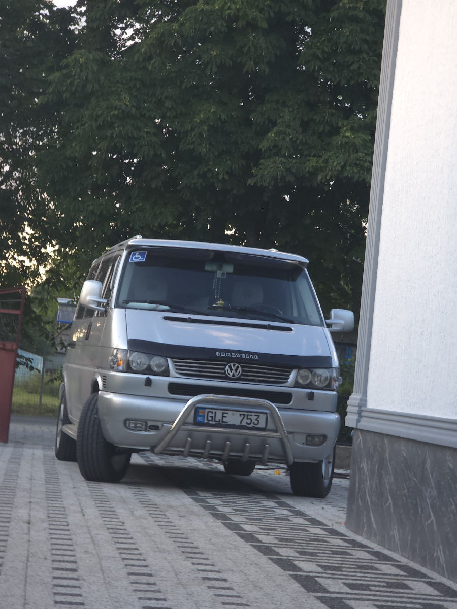 Volkswagen Transporter) 2003
