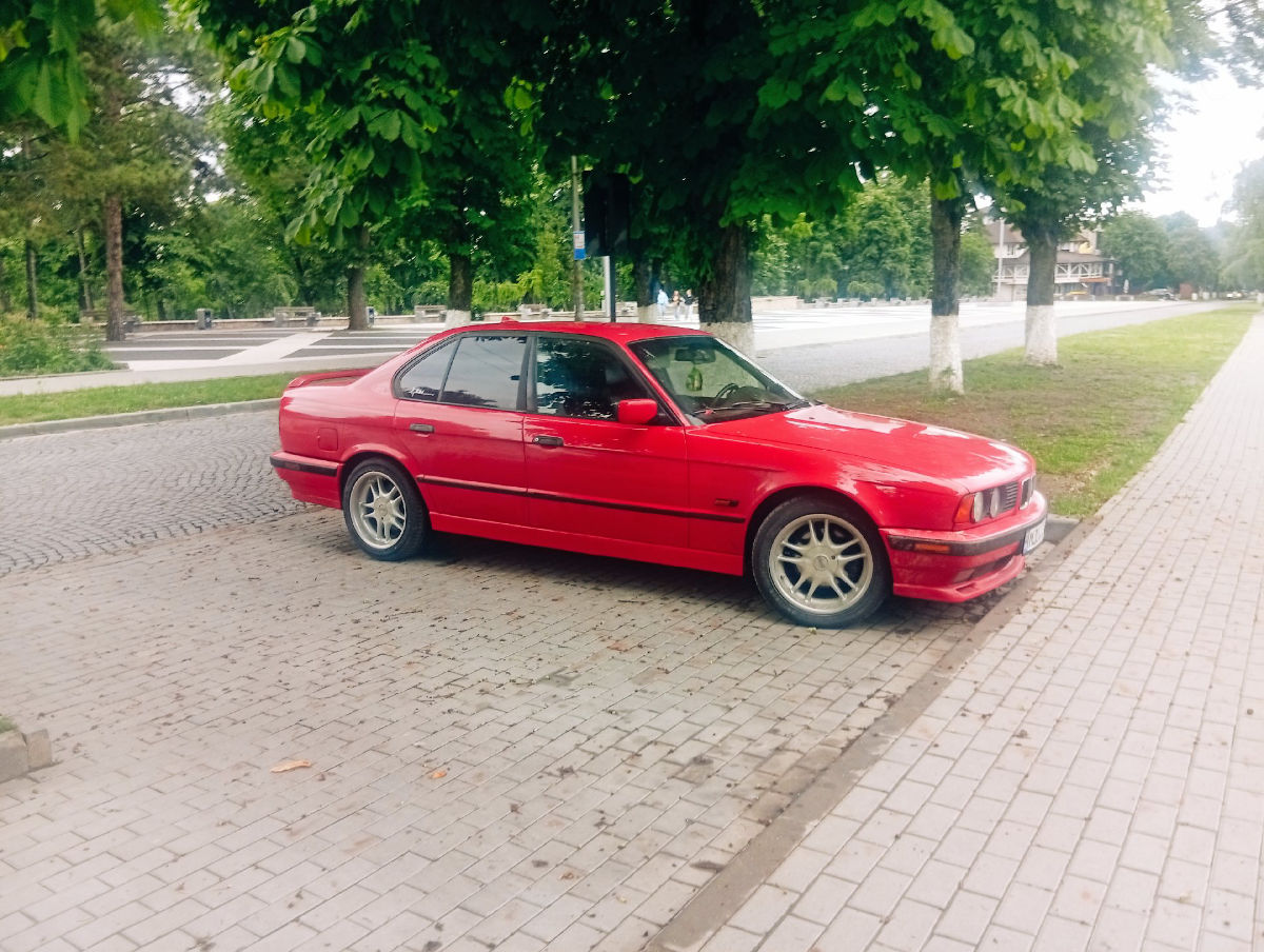 BMW 5 Series 1993