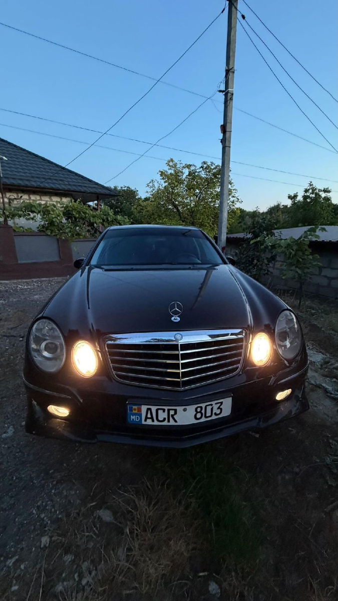 Mercedes E-Class 2005