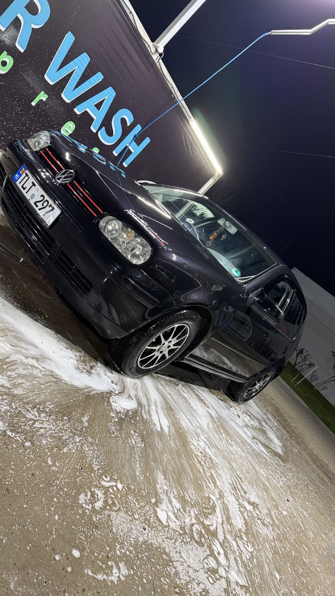 Volkswagen Golf 2003