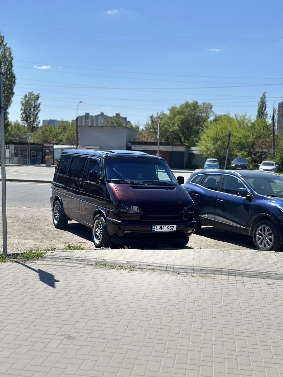 Volkswagen Transporter) 2003