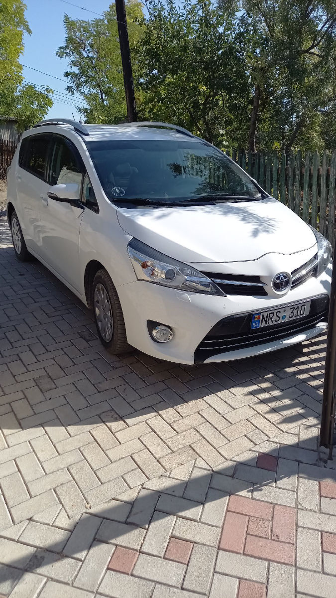 Toyota Verso 2015