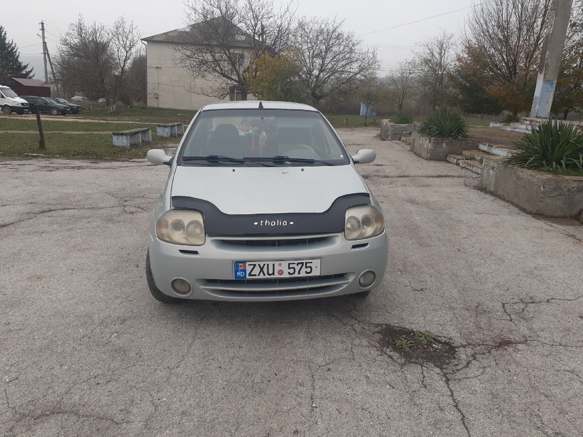 Renault Symbol 2002
