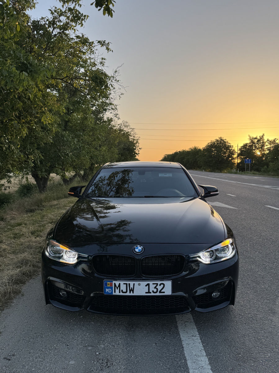 BMW 303 2018