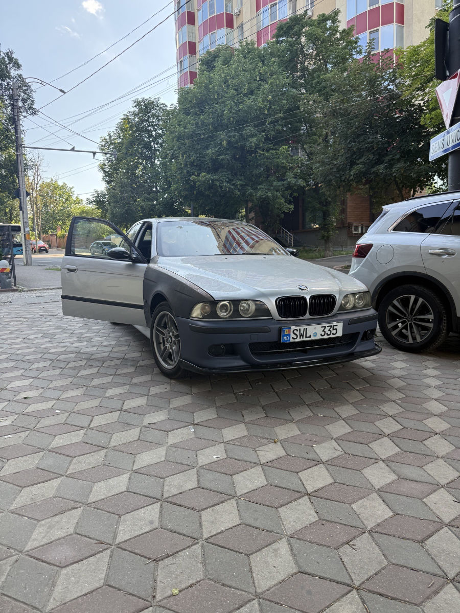 BMW 5 Series 1998