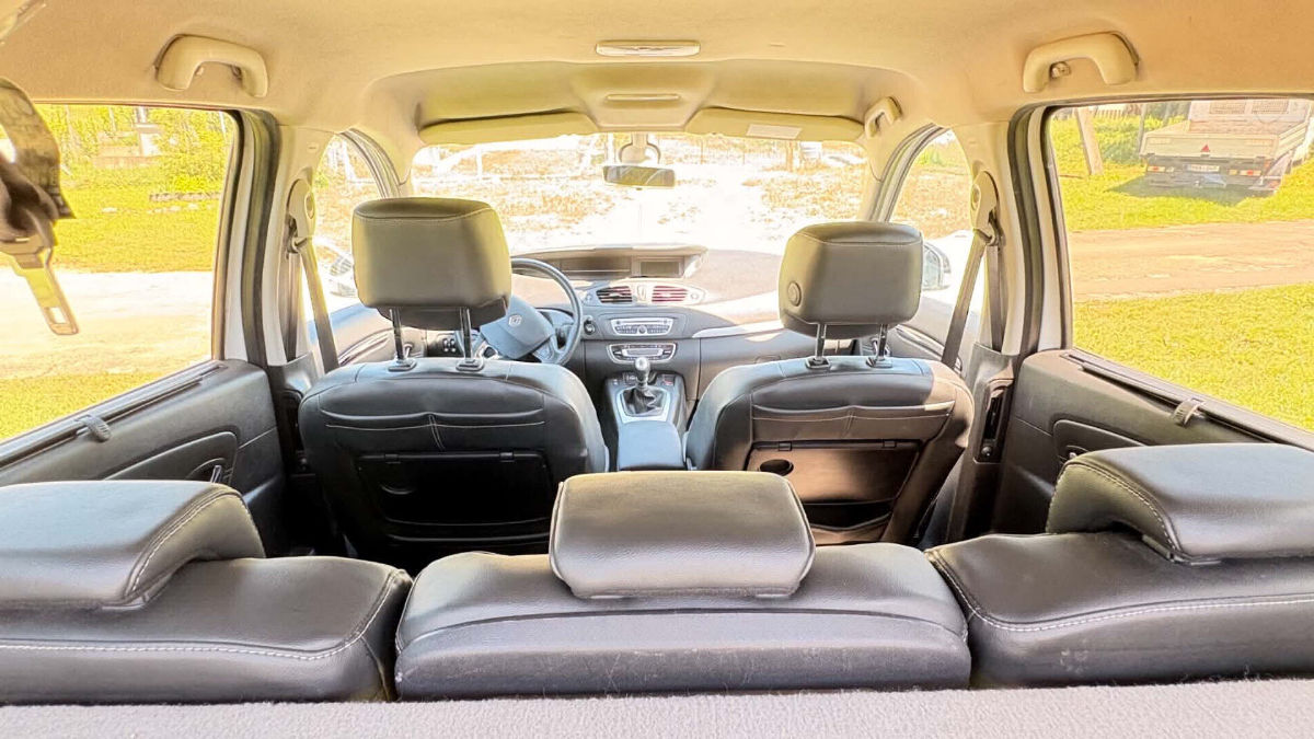 Renault Scenic 2012
