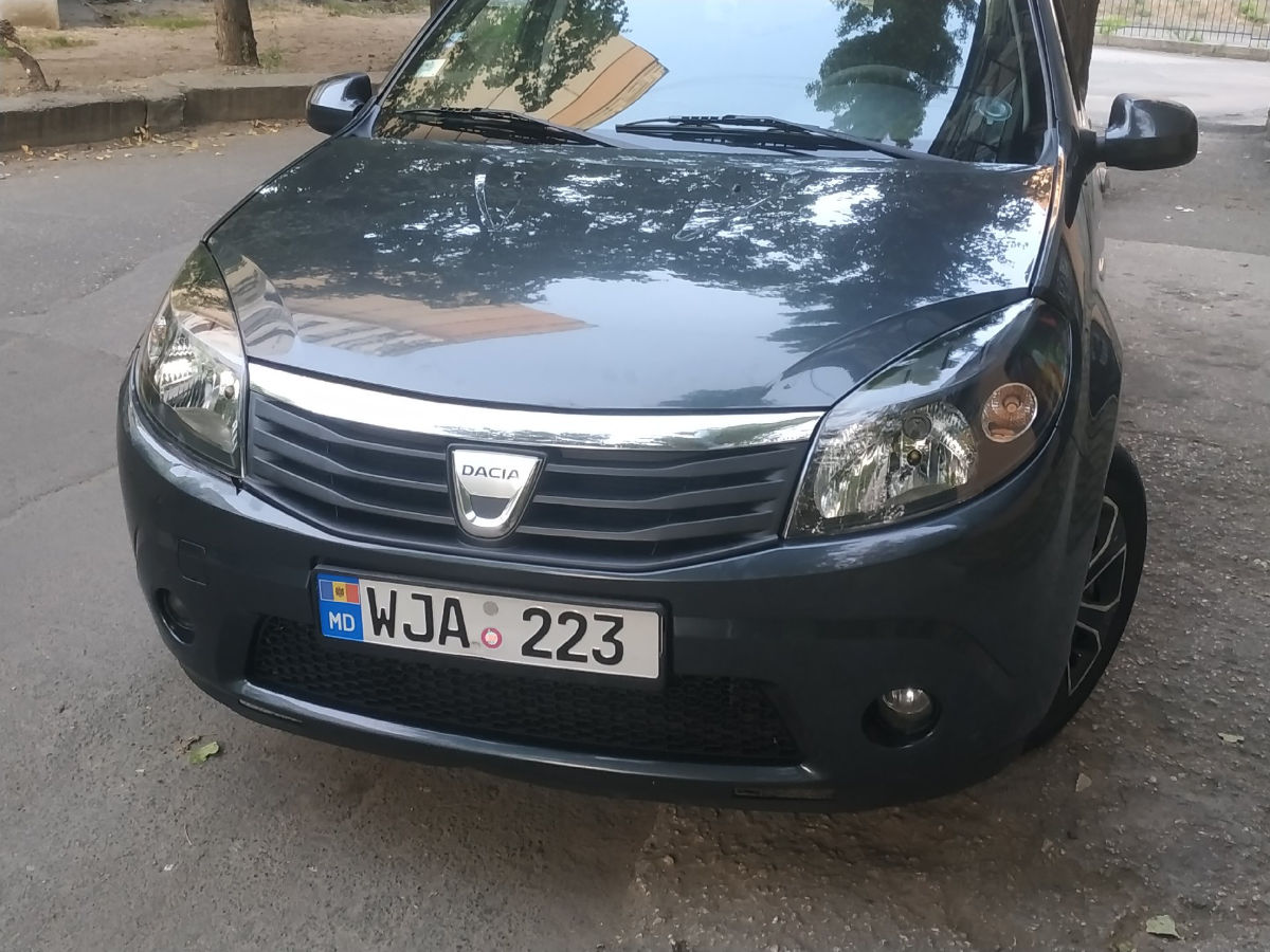 Dacia Sandero 2009