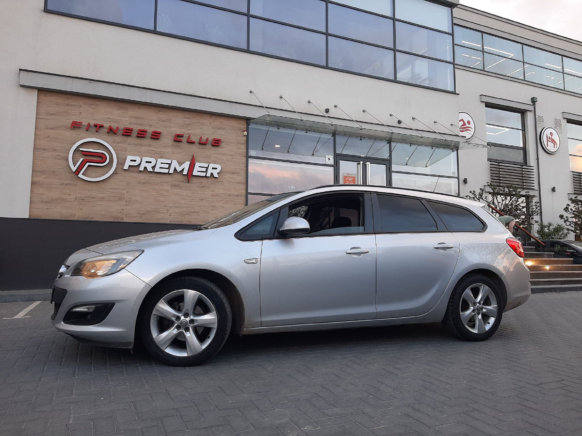Opel Astra 2015