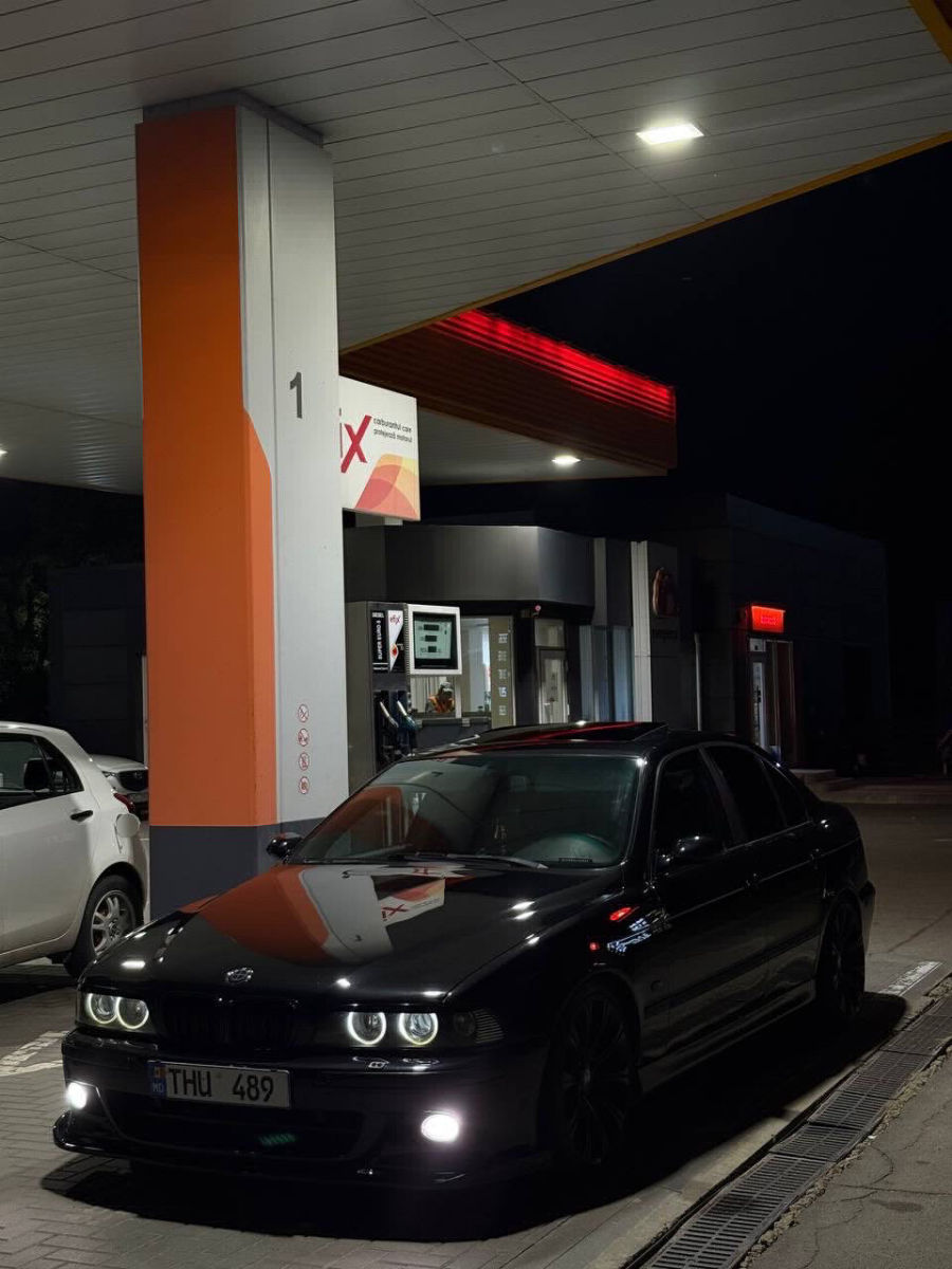 BMW 5 Series 2001