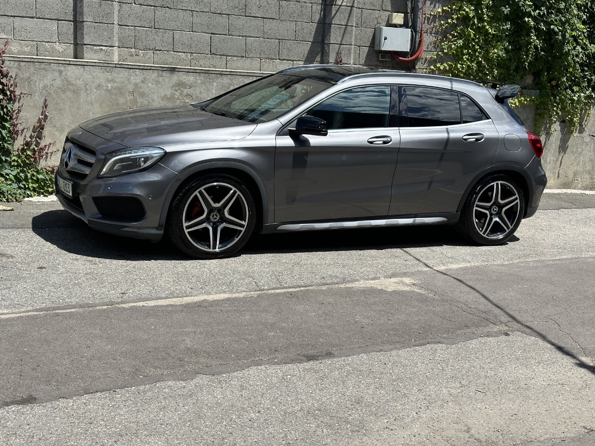 Mercedes GLA 2015