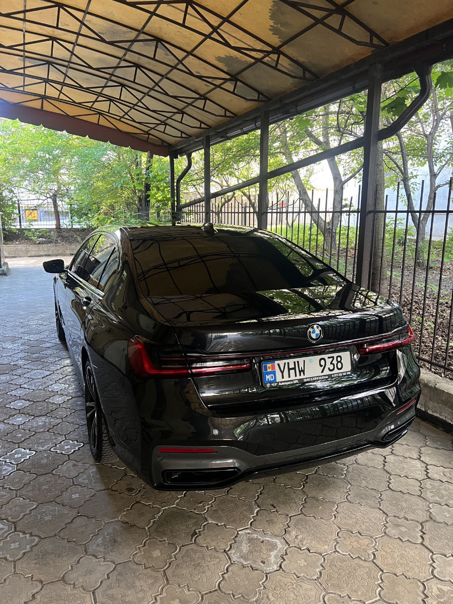 BMW 7 Series 2021