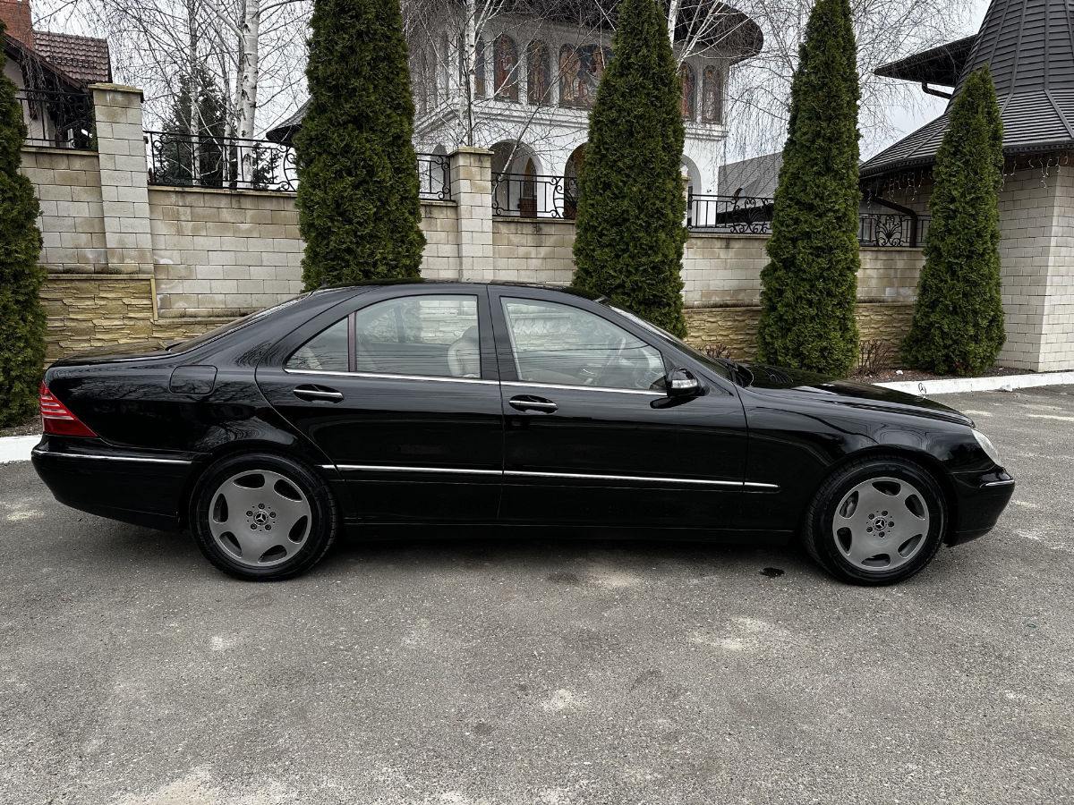 Mercedes S-Class 2005