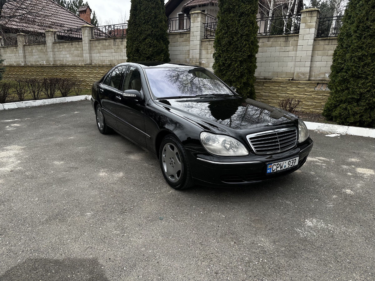 Mercedes S-Class 2005