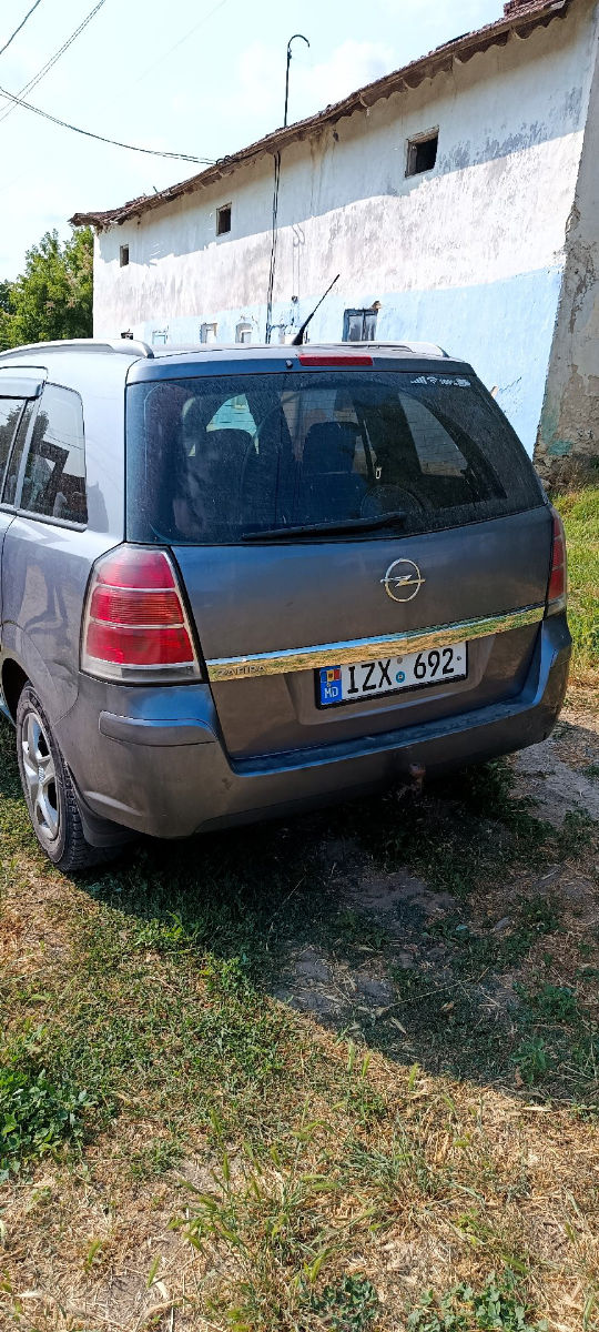 Opel Zafira 2005