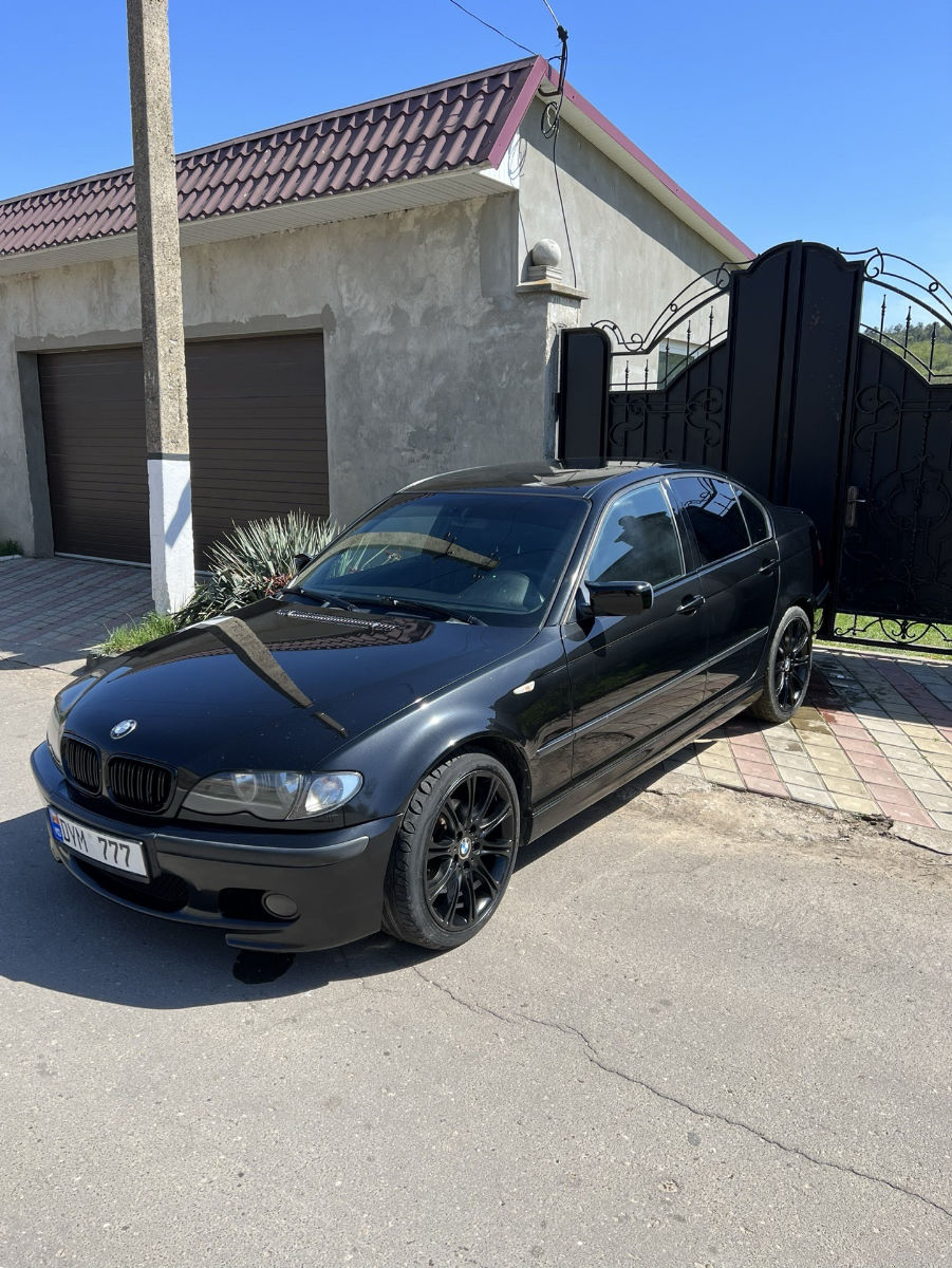 BMW 3 Series 2004