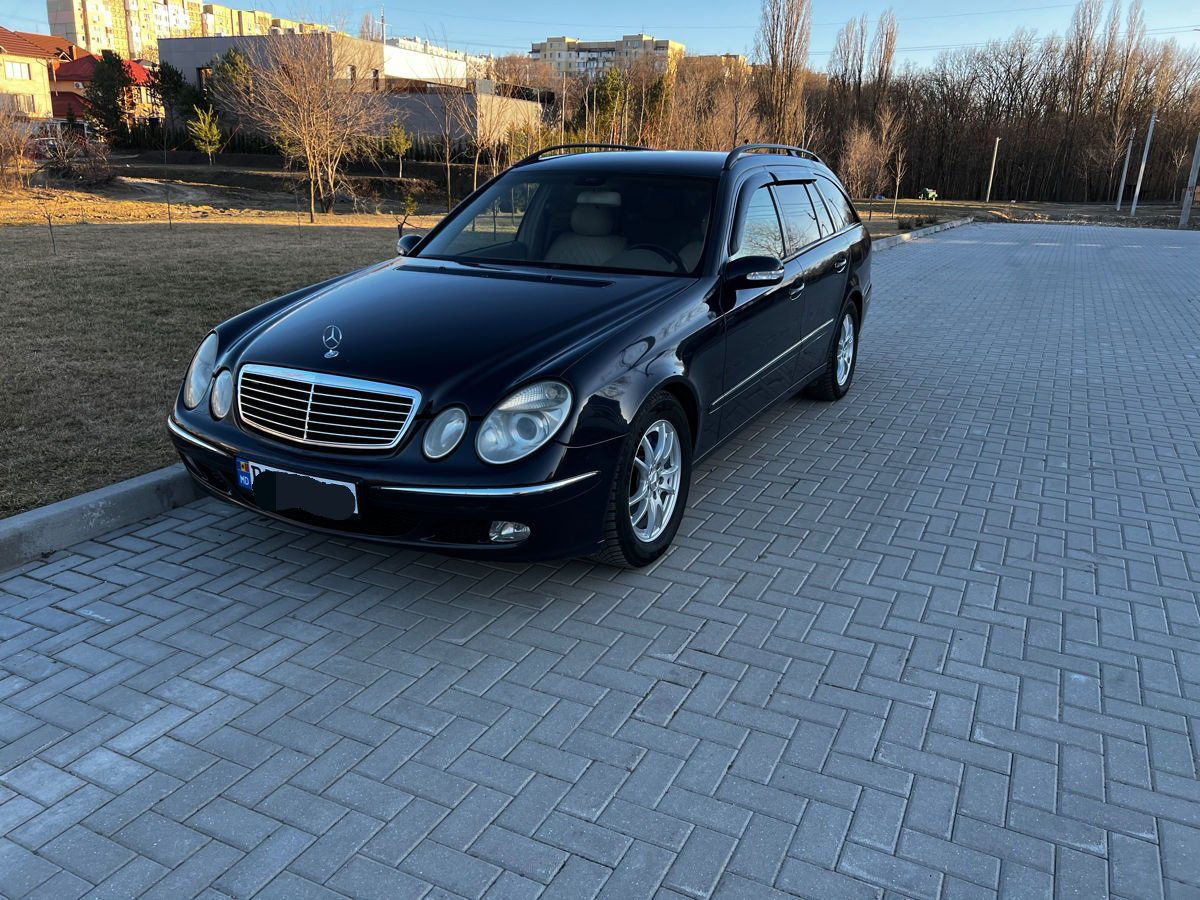 Mercedes E-Class 2005