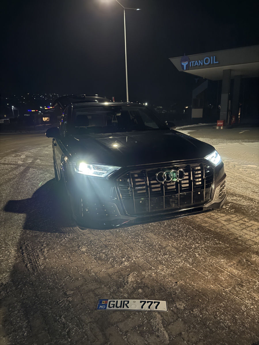 Audi Q7 2021
