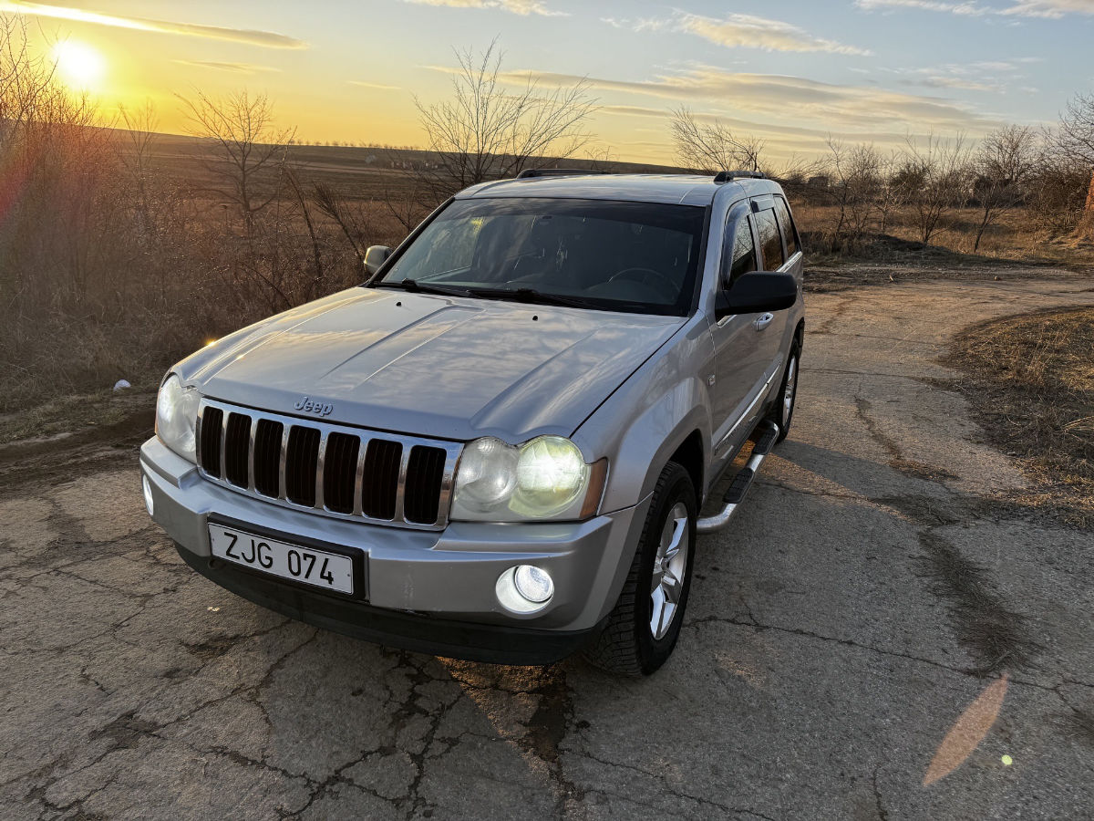 Jeep Grand Cherokee 205