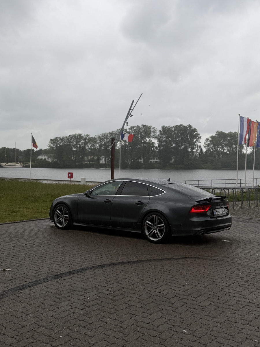 Audi A7 2012