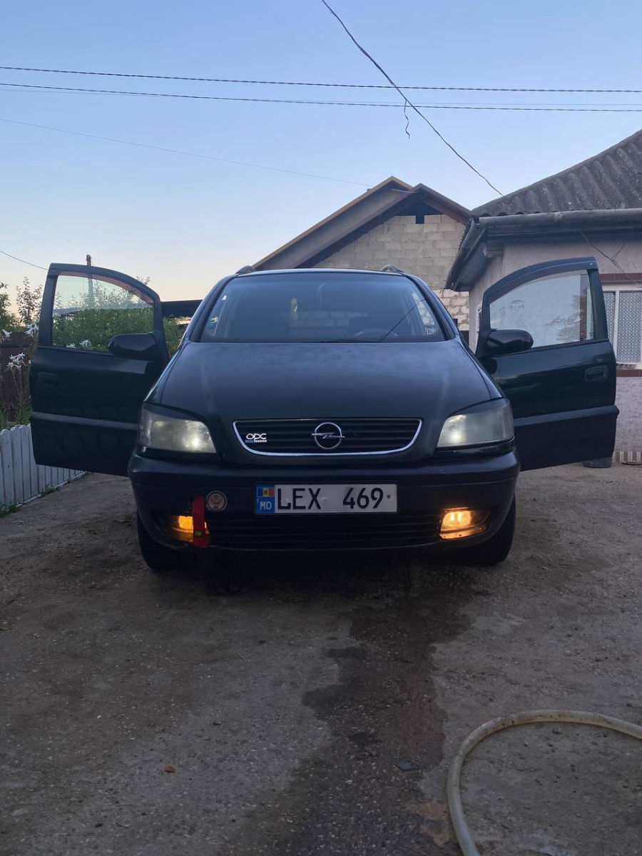 Opel Zafira 2000