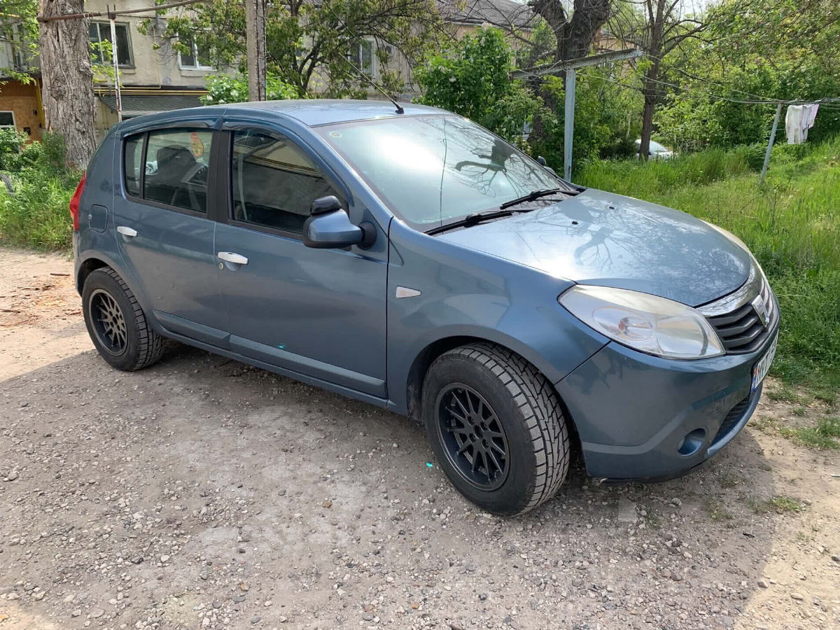 Dacia Sandero 2009