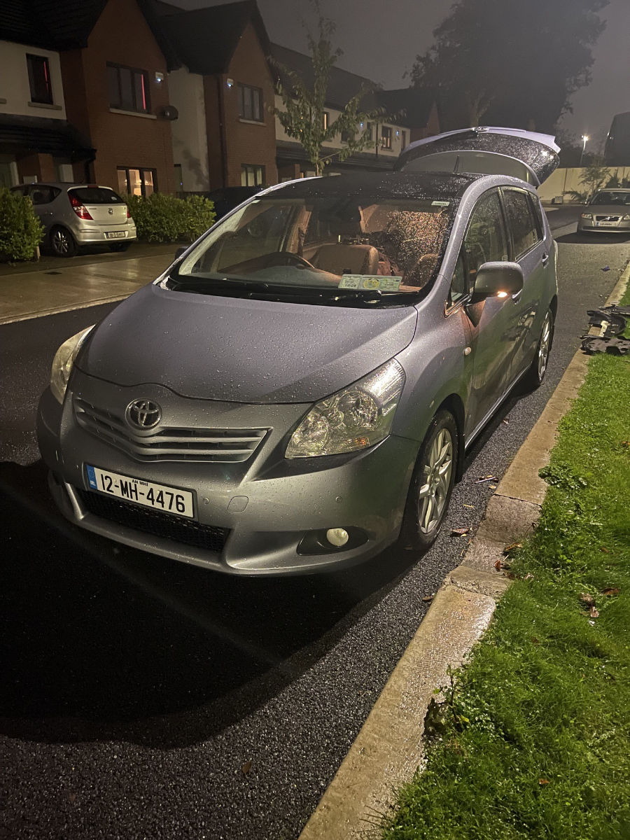 Toyota Verso 2012