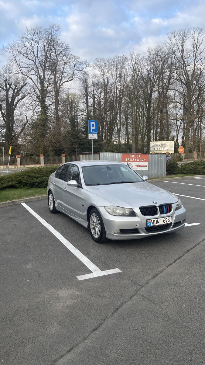 BMW E90 2007