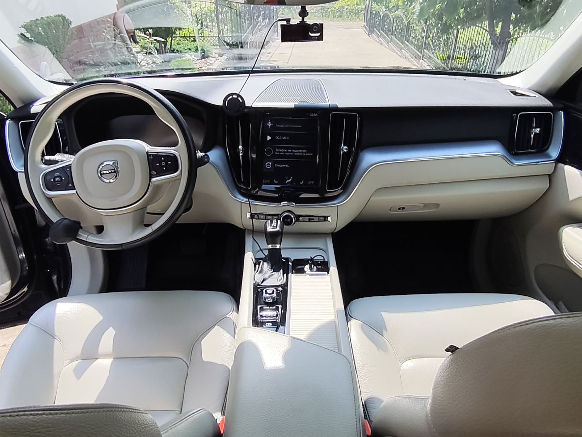 Volvo XC60 2019