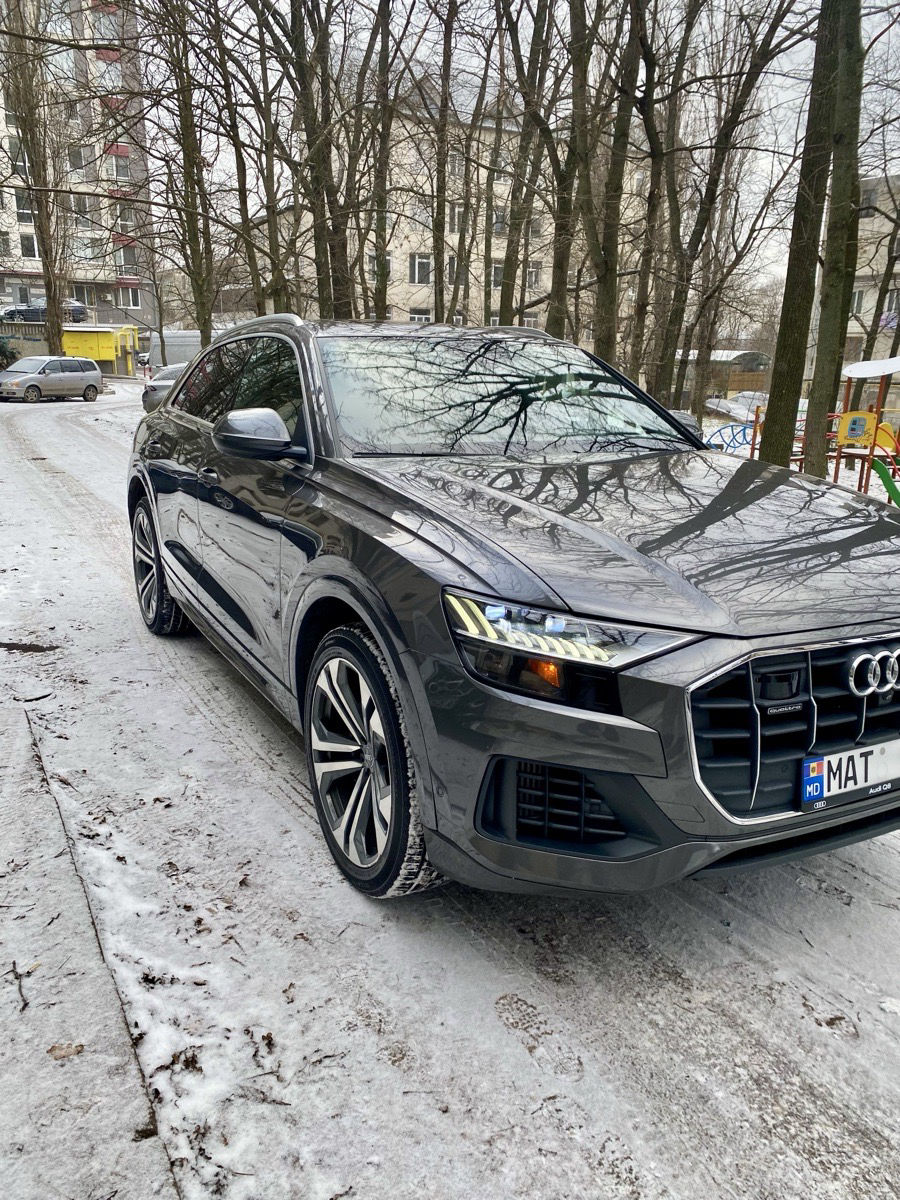 Audi  Q8 2018