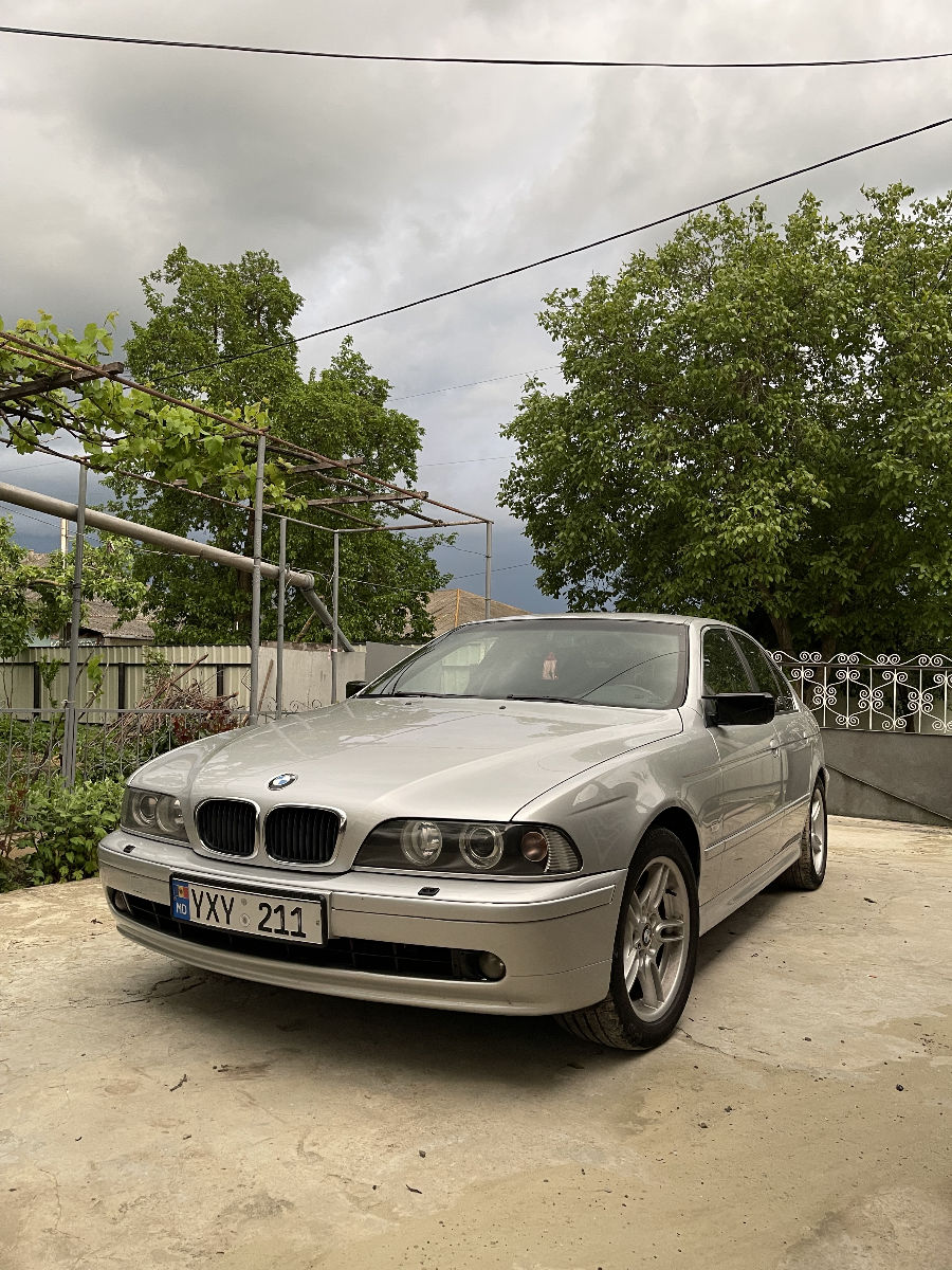 BMW 5 Series 2001