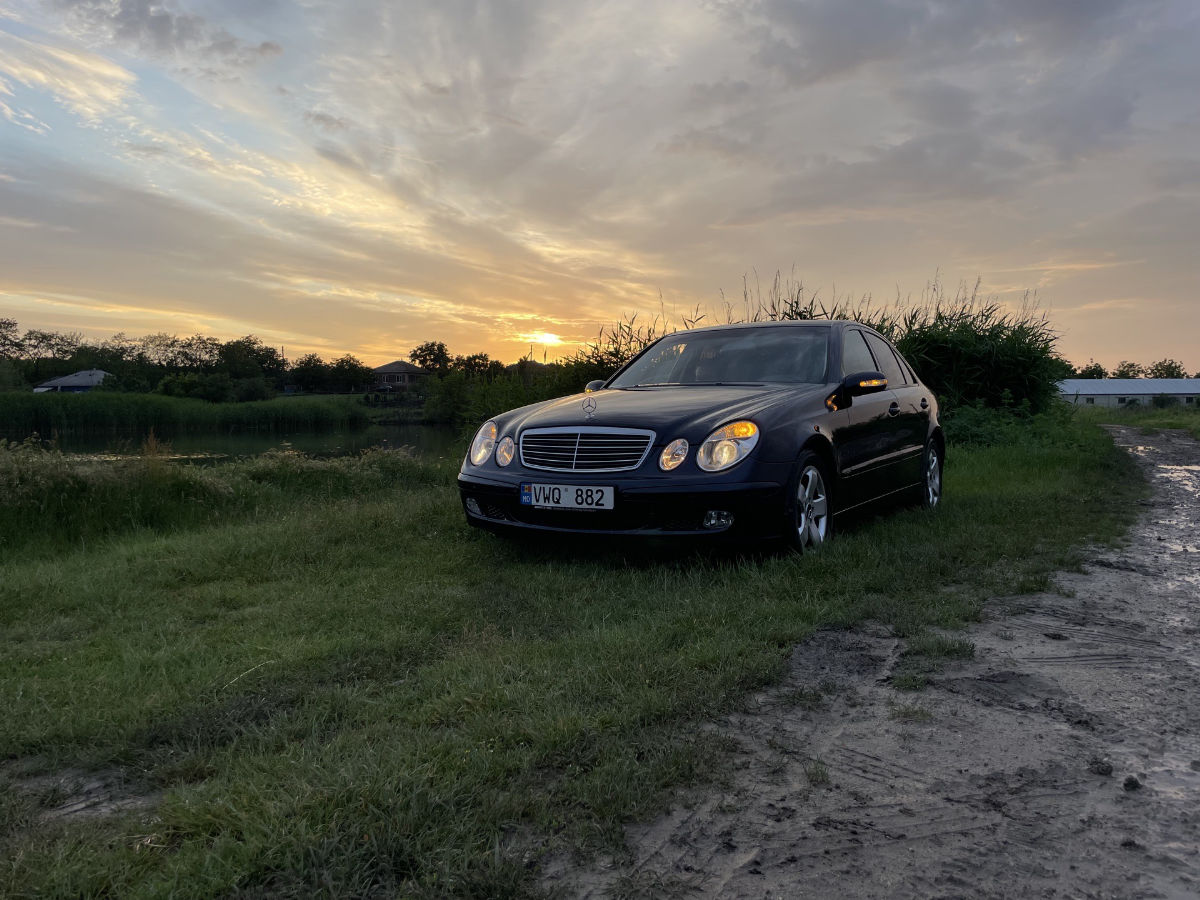 Mercedes W221 2003