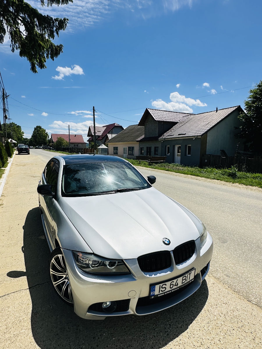 BMW 3 Series 2011
