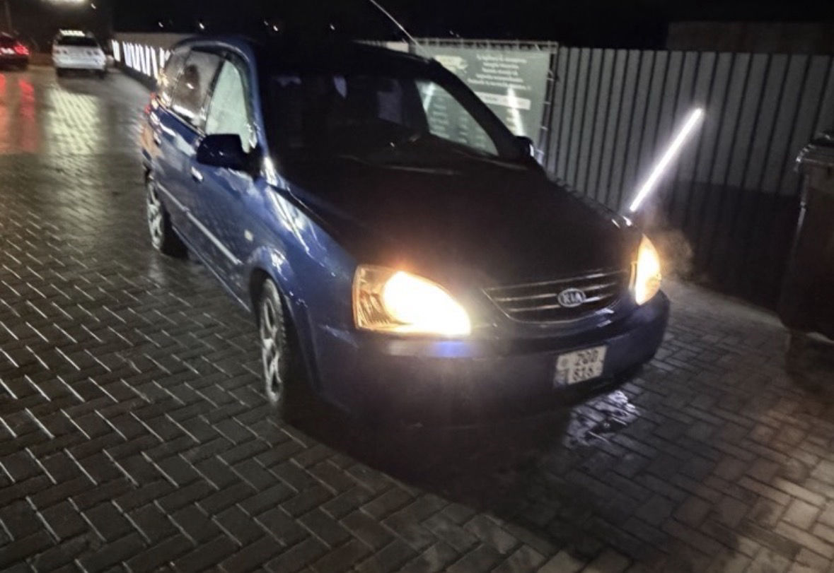 Kia Carens 2003