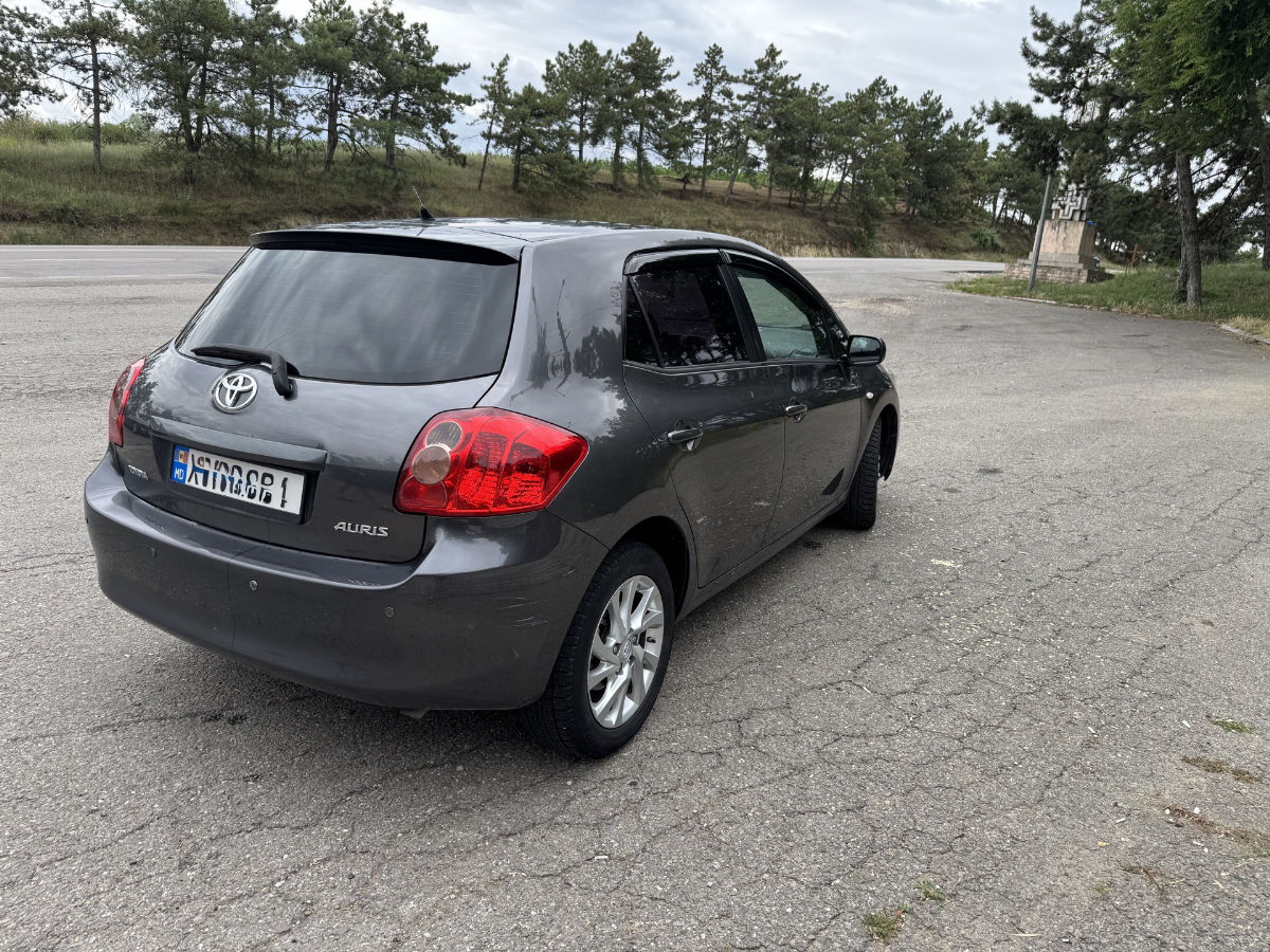 Toyota Auris 2009