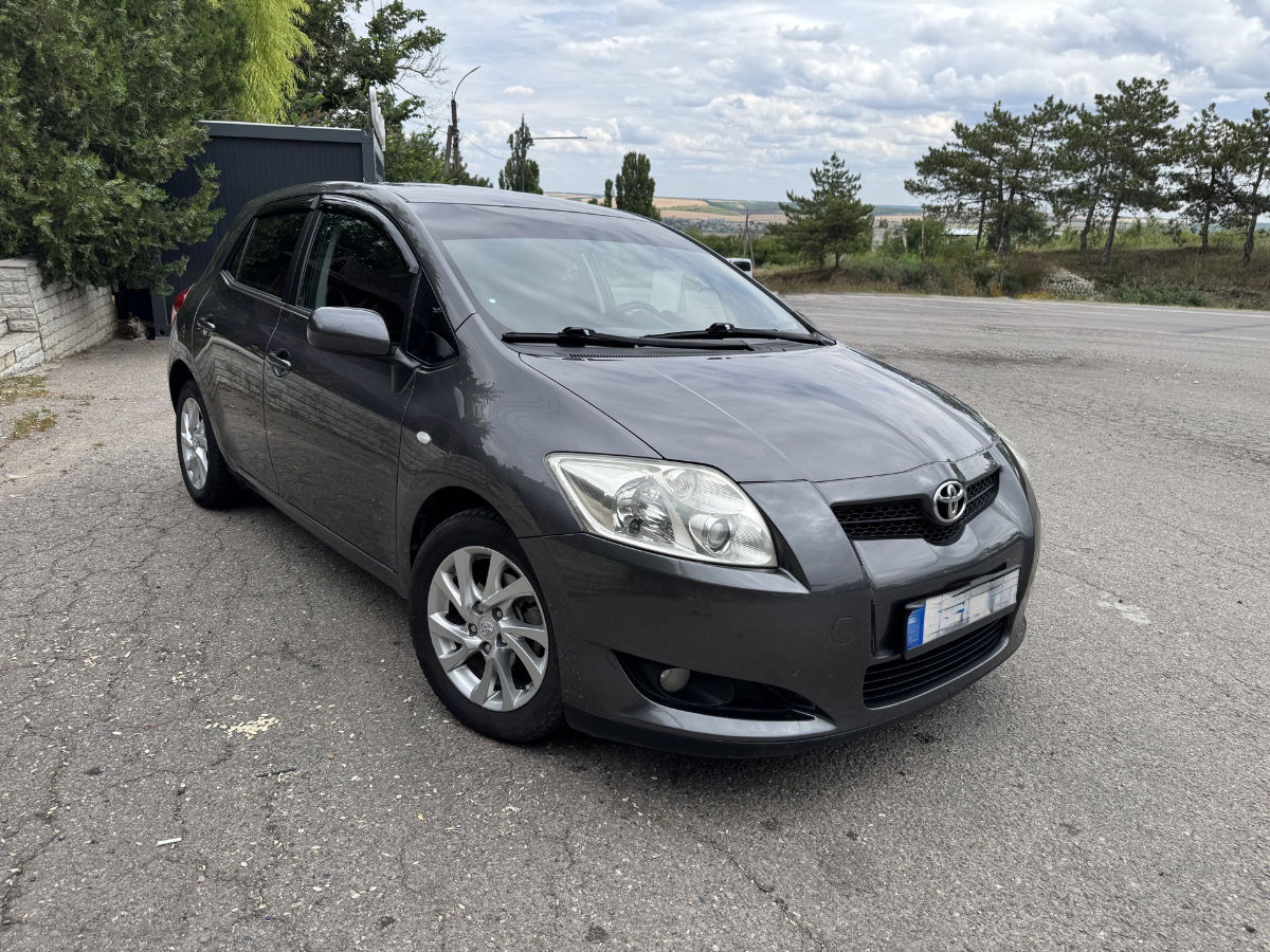 Toyota Auris 2009