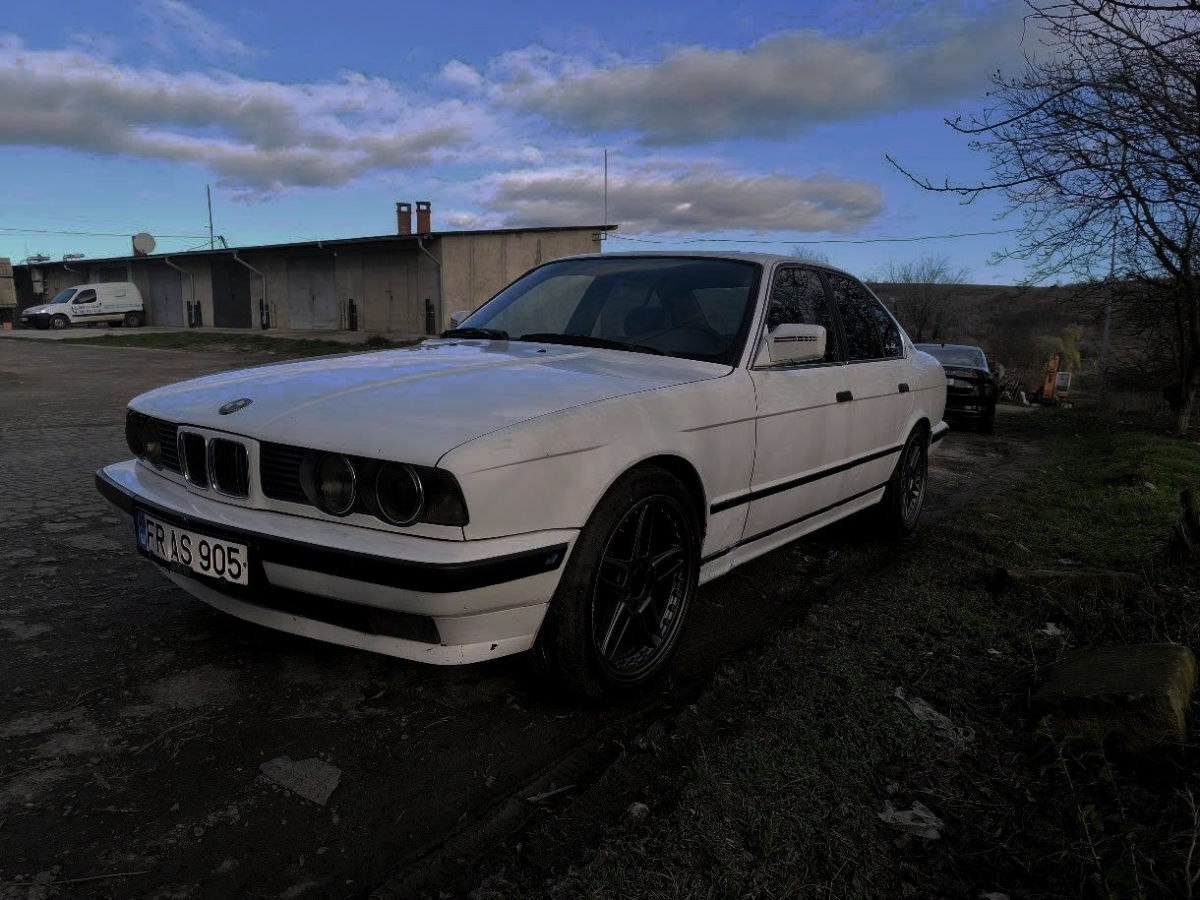 BMW 5 Series 1990