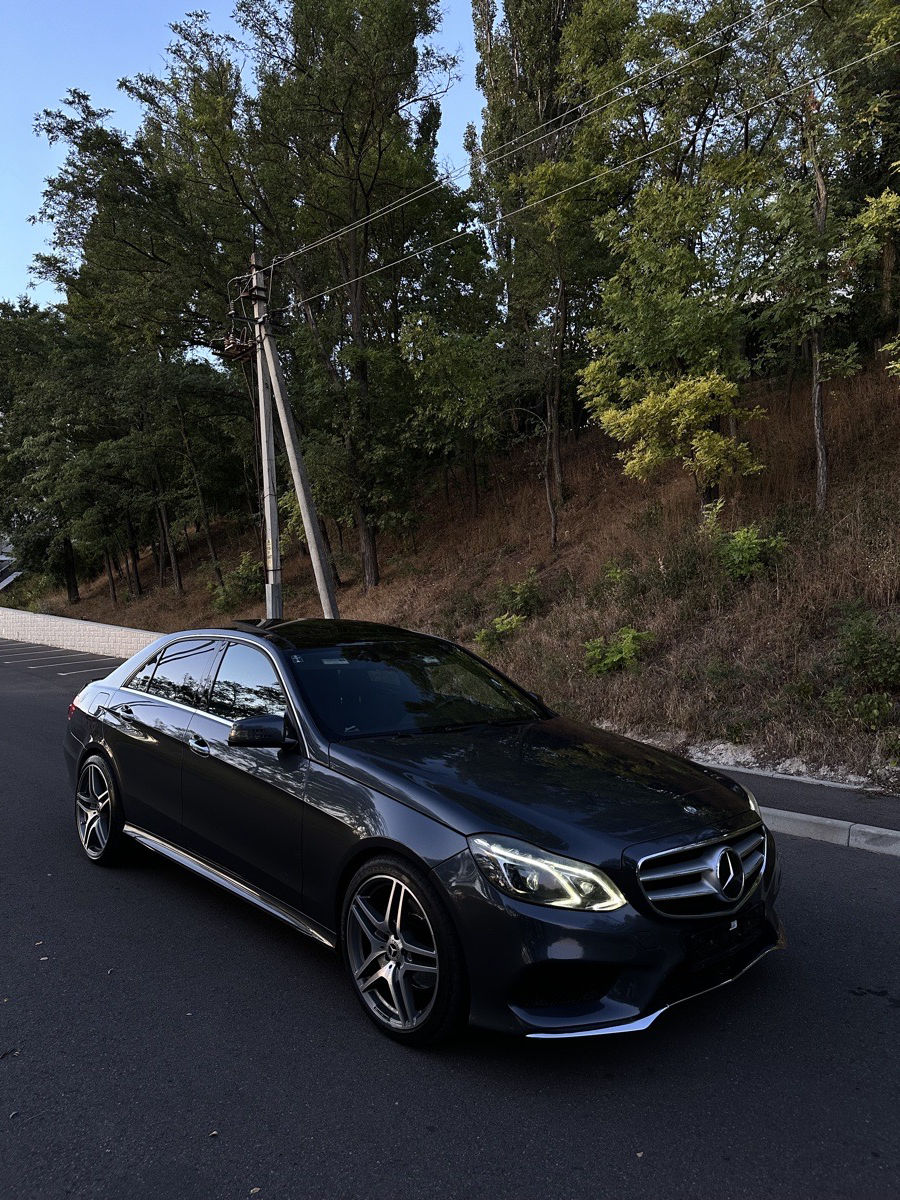 Mercedes Benz  W212R 2015