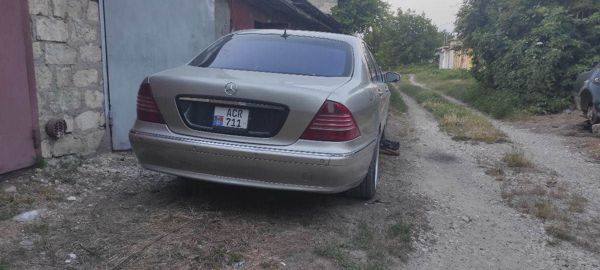 Mercedes S-Class 2000