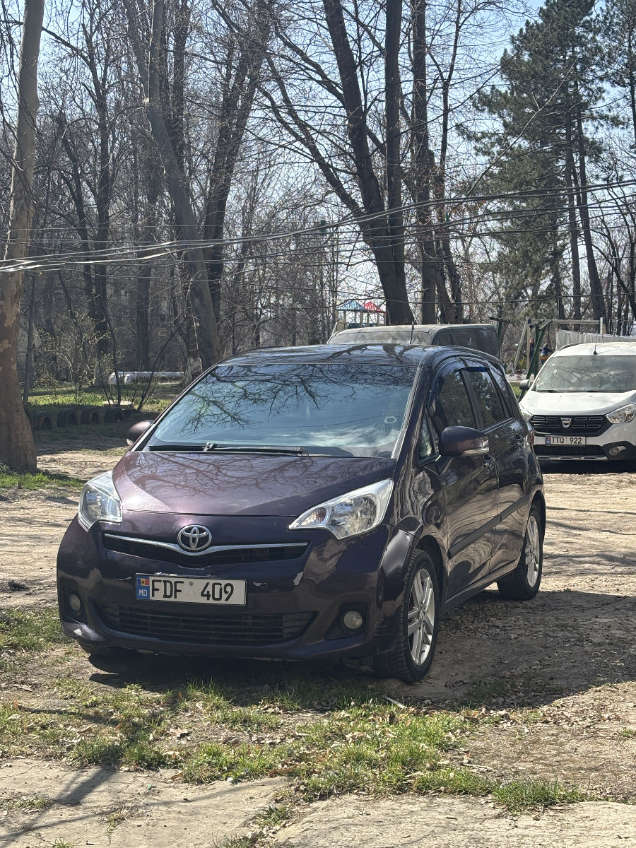 Toyota Verso 2012