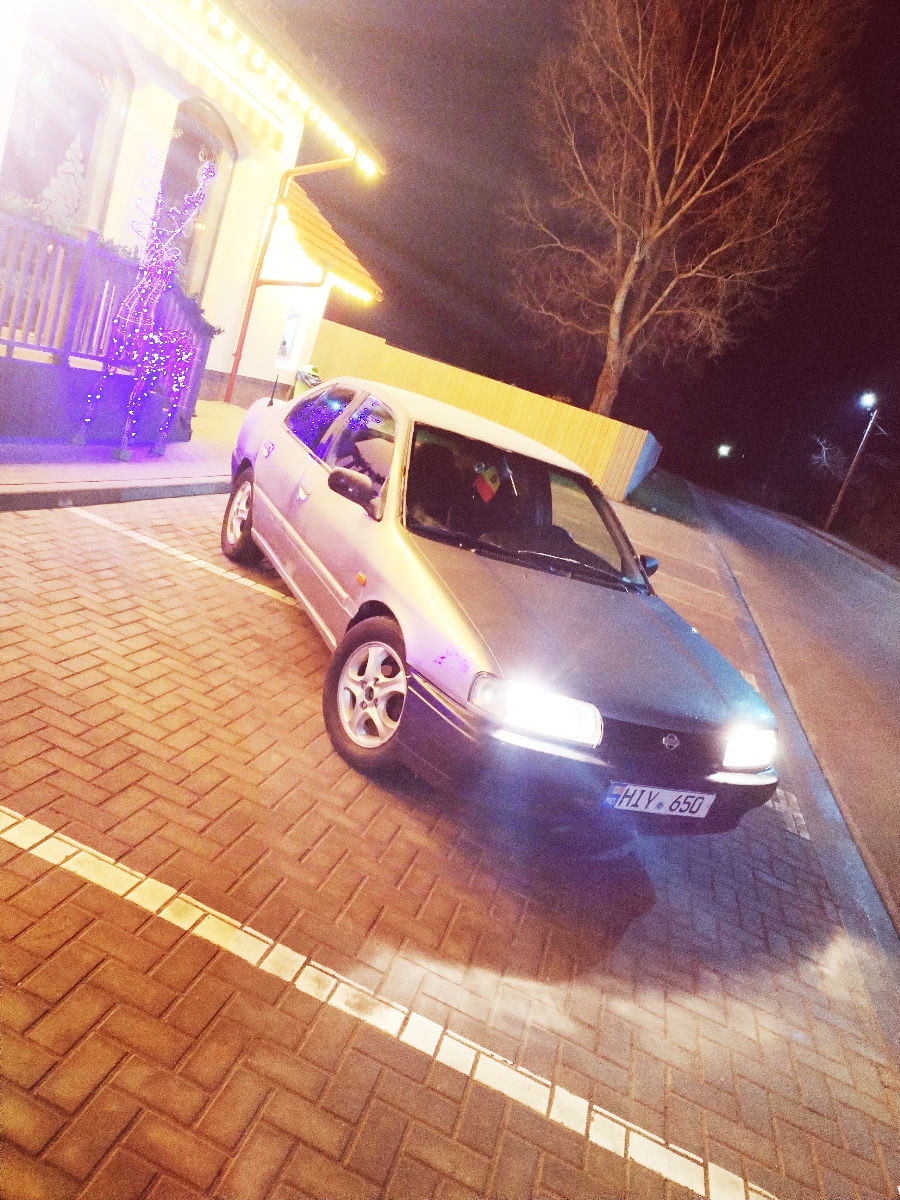 Nissan Primera 1993