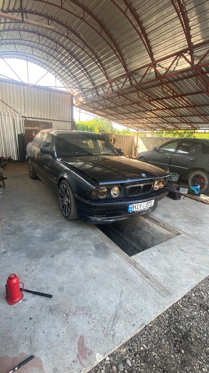 BMW 5 Series 1995