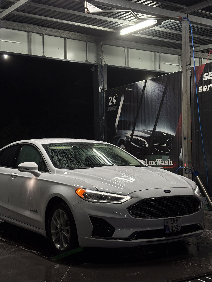Ford Fusion 2019